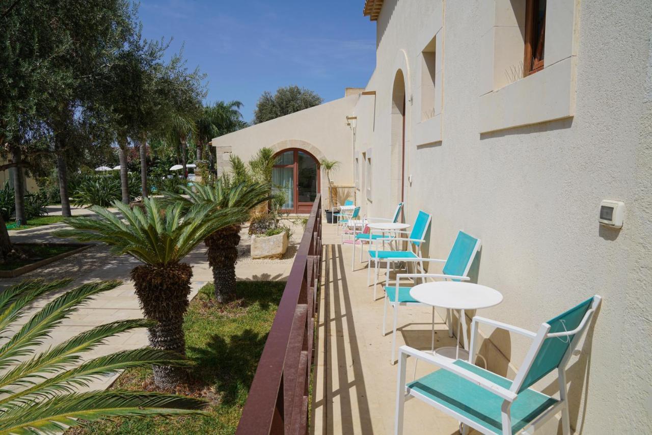 Life Hotels Kalaonda Resort Сиракузы Экстерьер фото