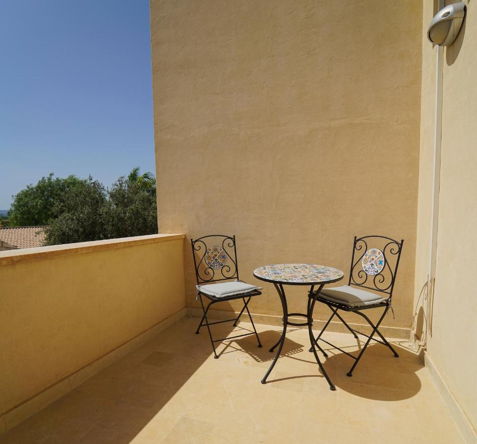 Life Hotels Kalaonda Resort Сиракузы Экстерьер фото