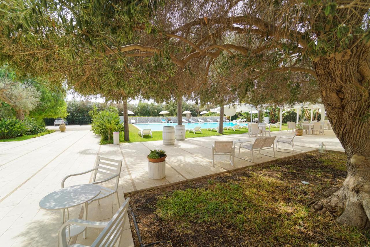 Life Hotels Kalaonda Resort Сиракузы Экстерьер фото
